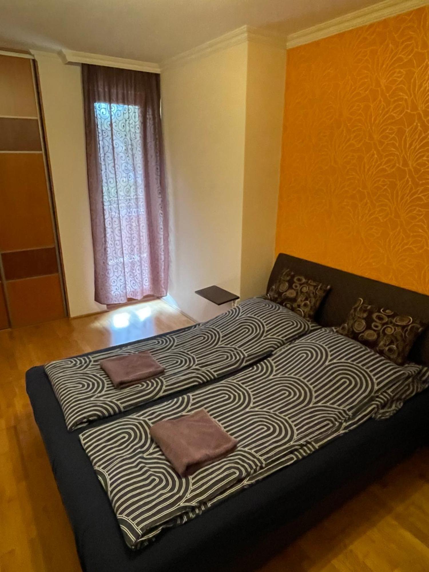 Ik Apartment Дебрецен Экстерьер фото